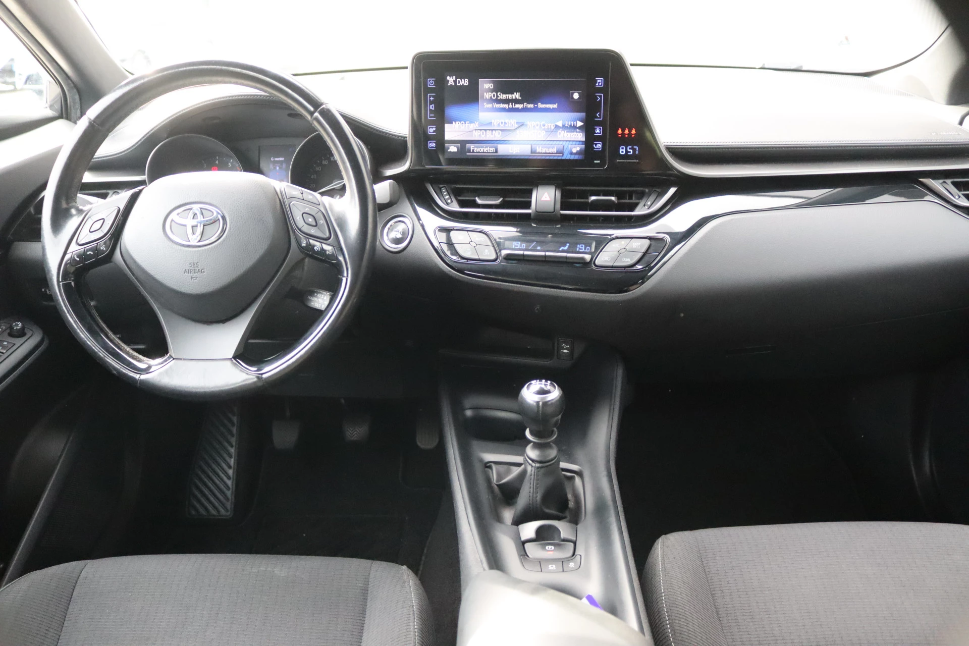 Hoofdafbeelding Toyota C-HR