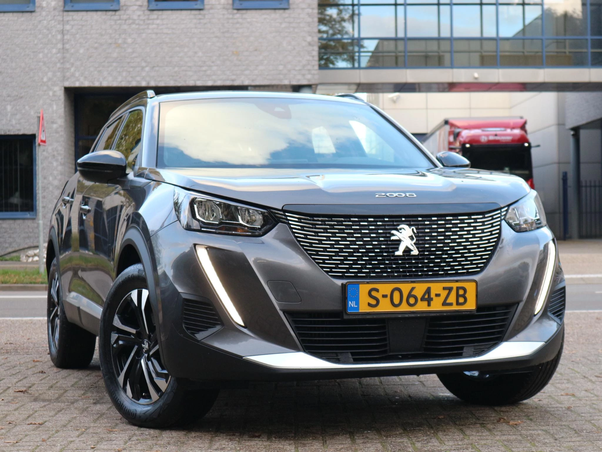 Hoofdafbeelding Peugeot 2008