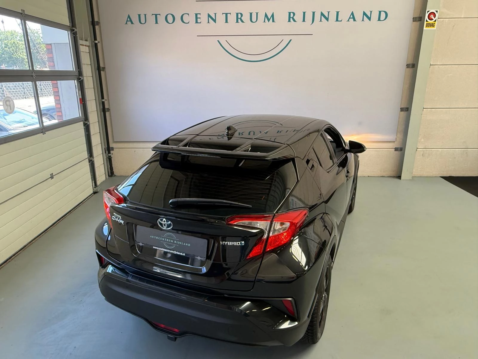 Hoofdafbeelding Toyota C-HR