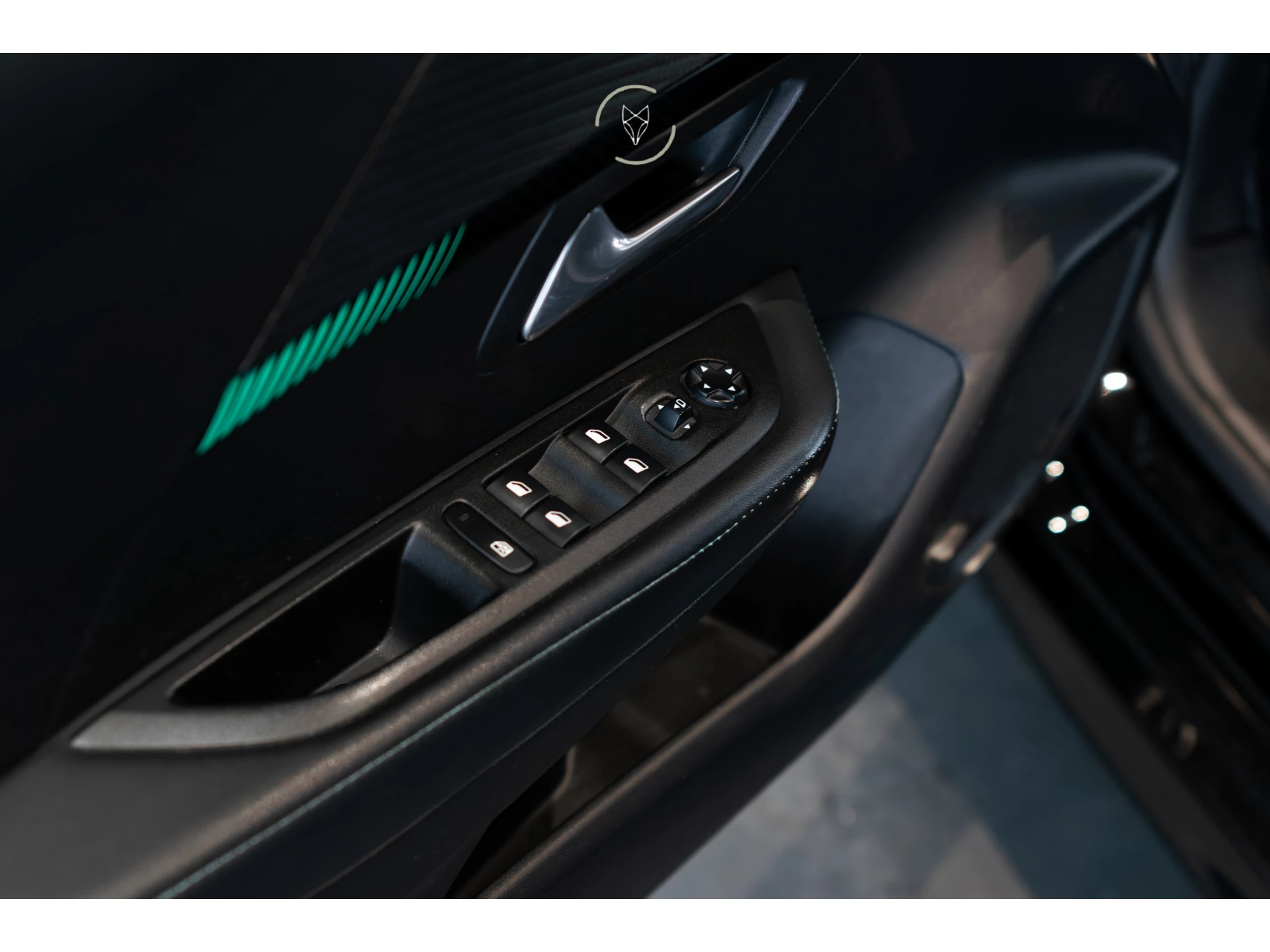 Hoofdafbeelding Peugeot e-208