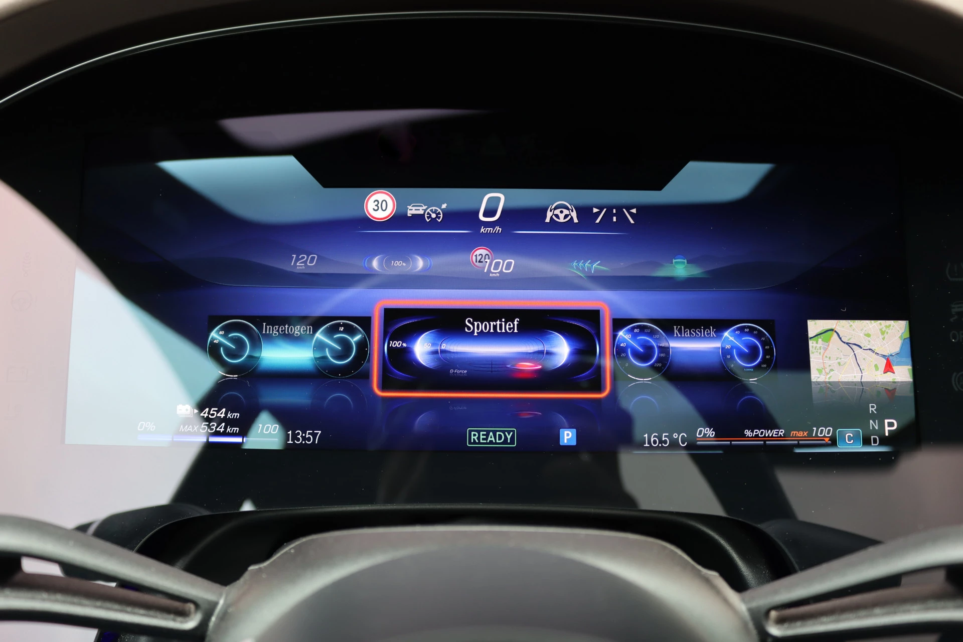 Hoofdafbeelding Mercedes-Benz EQS