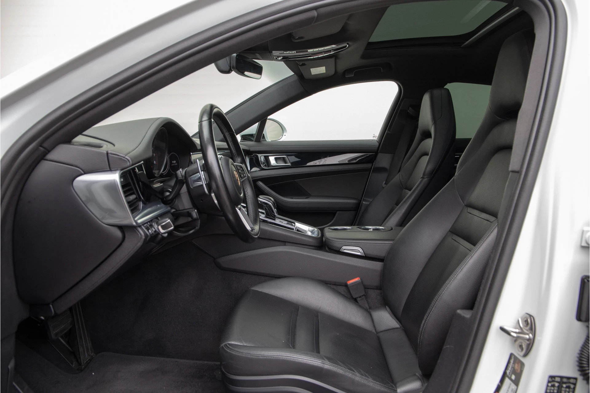 Hoofdafbeelding Porsche Panamera