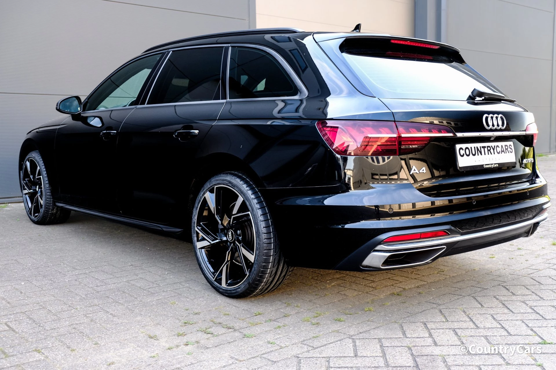 Hoofdafbeelding Audi A4