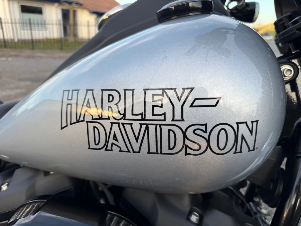 Hoofdafbeelding Harley-Davidson Low Rider