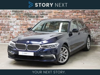 BMW 5 Serie Sedan 530e iPerformance High Executive Luxury Line Automaat / SoH 99,3% / Live Cockpit Professional / Stoelverwarming / Climate Control / Comfortstoelen / Adaptieve LED  / Chrome Line / Achteruitrijcamera / Cruise Control / Sportstuur