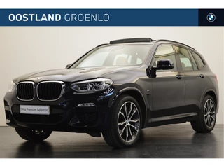 BMW X3 xDrive20i High Executive M Sport Automaat / Panoramadak / Trekhaak / Sportstoelen / Stoelverwarming / Adaptieve LED / Parking Assistant / Head-Up / Harman Kardon