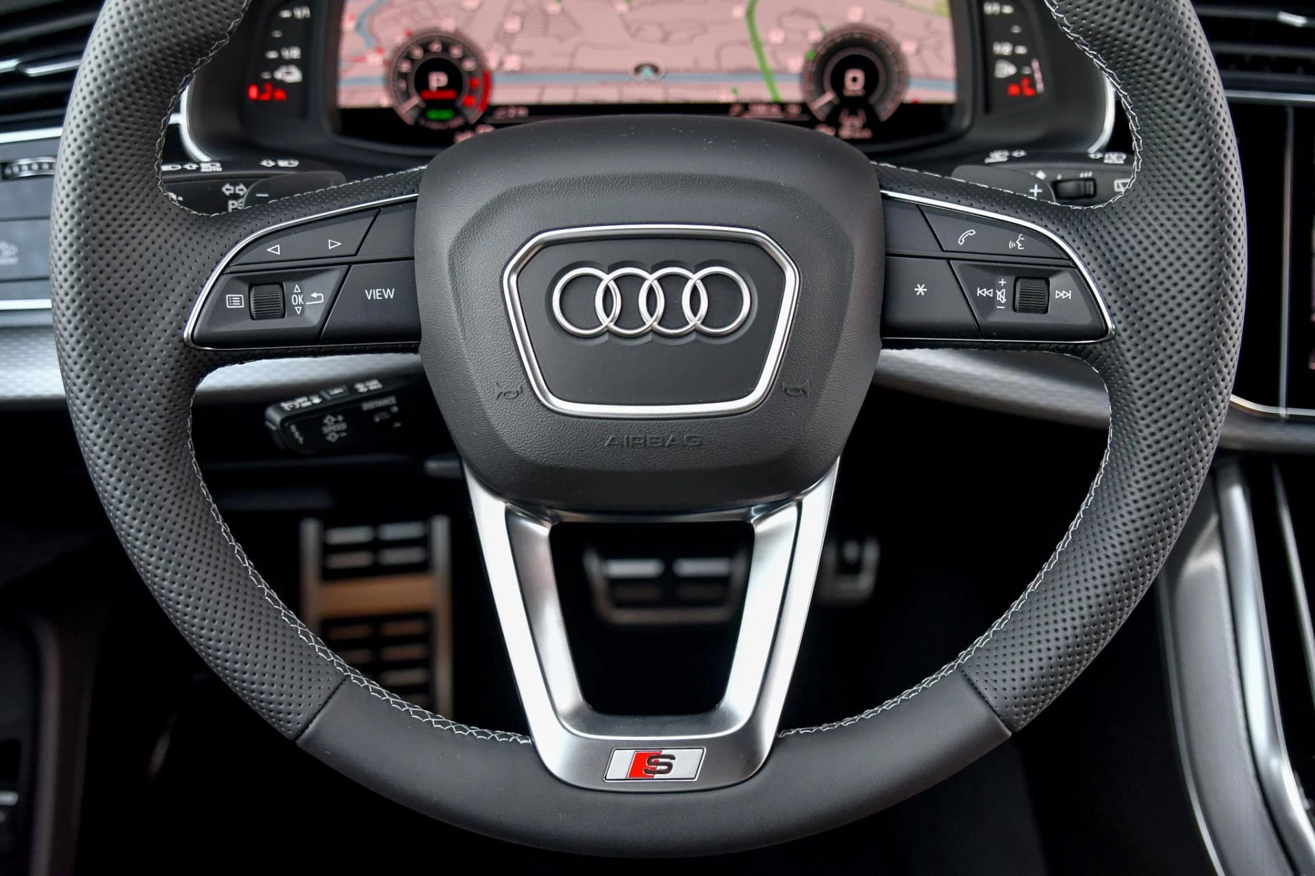 Hoofdafbeelding Audi Q8