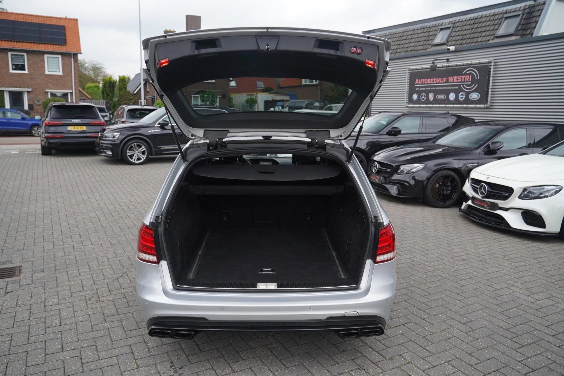 Hoofdafbeelding Mercedes-Benz E-Klasse