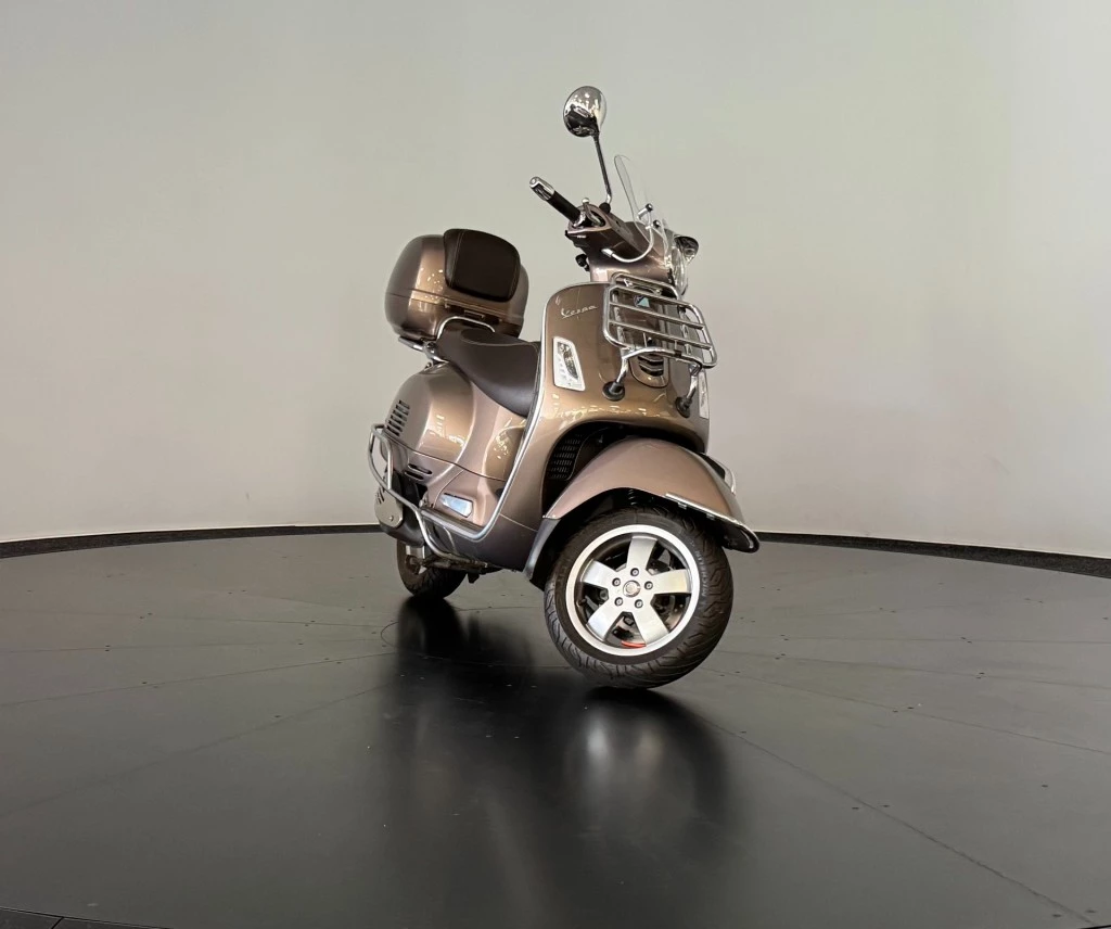 Hoofdafbeelding Vespa GTS