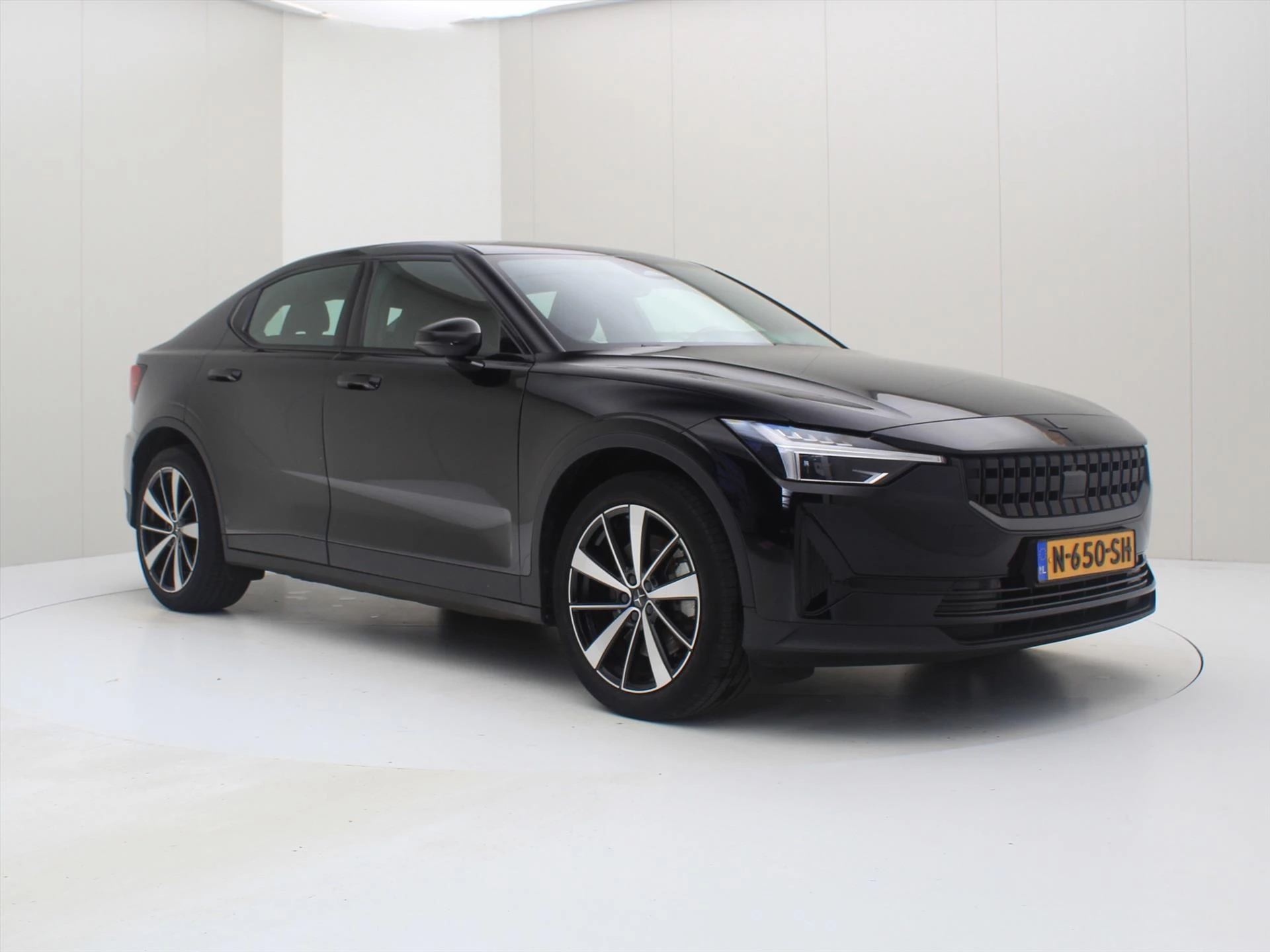 Hoofdafbeelding Polestar 2