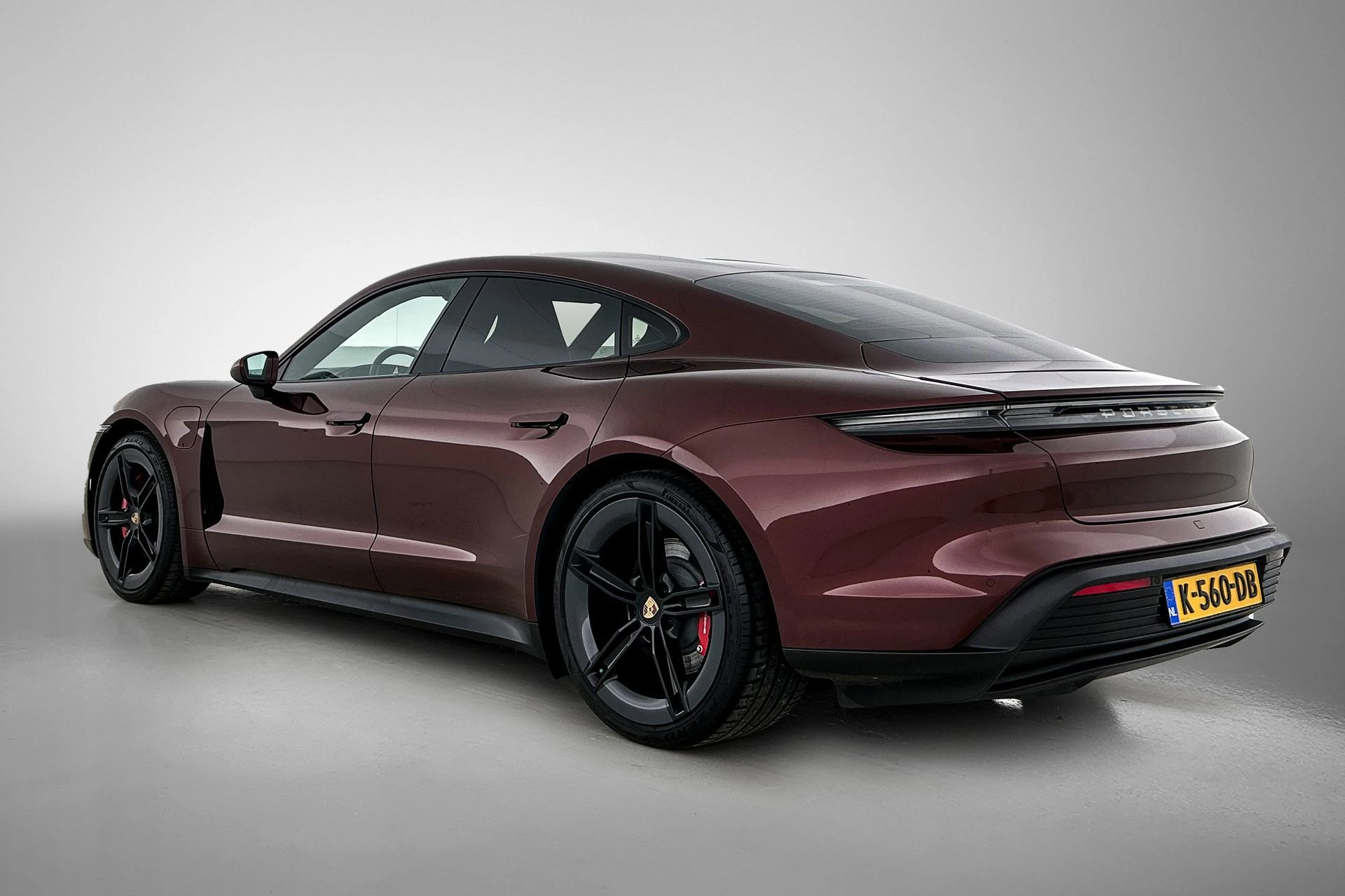 Hoofdafbeelding Porsche Taycan