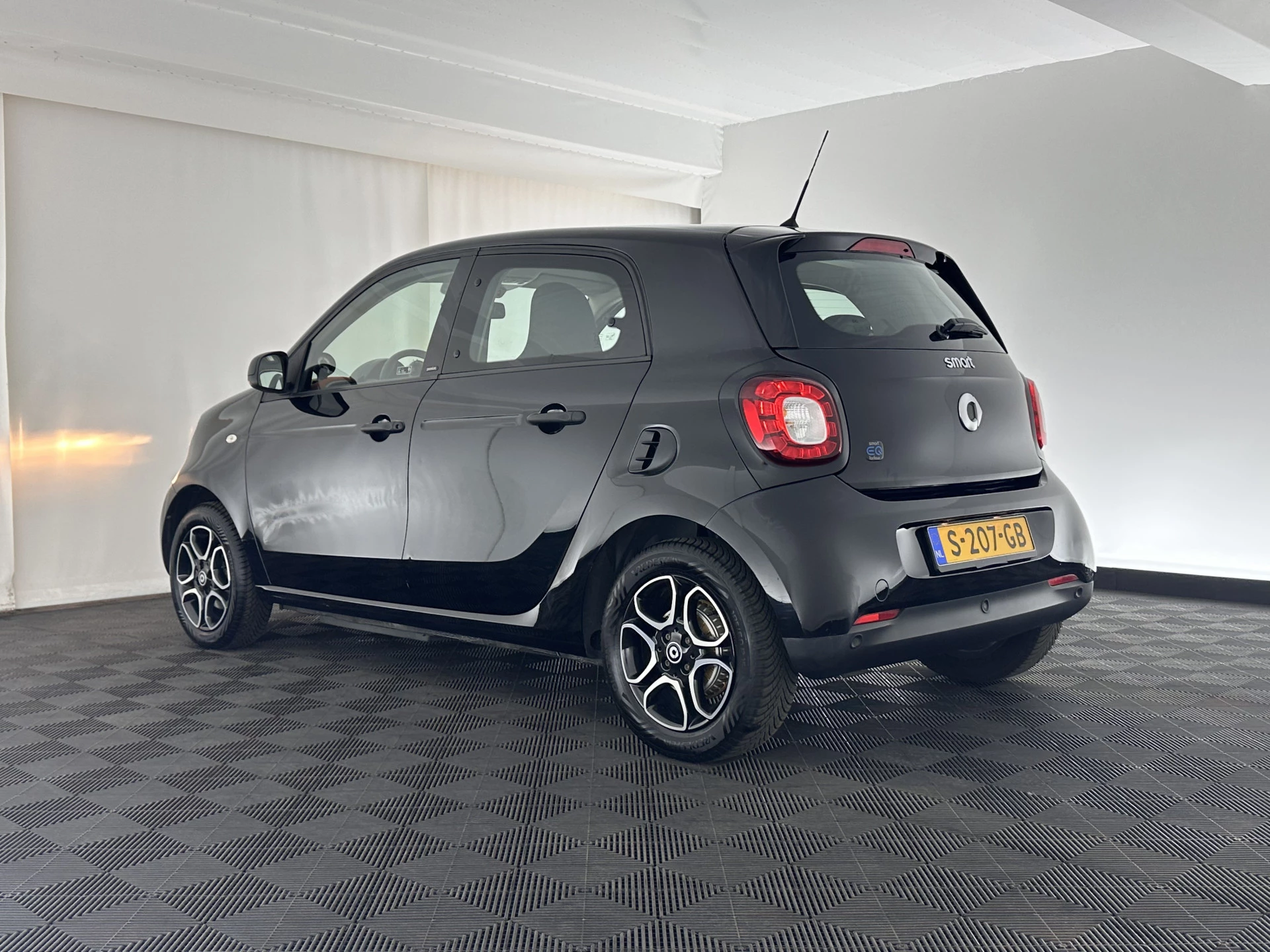 Hoofdafbeelding Smart Forfour
