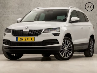 Škoda Karoq 1.0 TSI Sport Deluxe Automaat (APPLE CARPLAY, GROOT NAVI, CAMERA, LEDER/ALCANTARA, STOELVERWARMING, SPORTSTOELEN, ADAPTIVE CRUISE, GETINT GLAS, PARKEERSENSOREN, LED KOPLAMPEN, NIEUWE APK, NIEUWSTAAT)