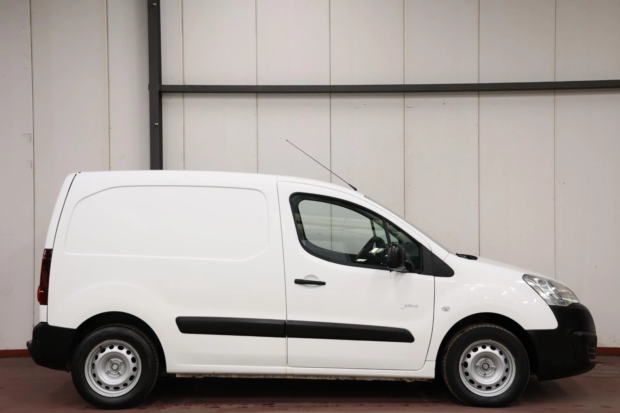 Hoofdafbeelding Peugeot Partner