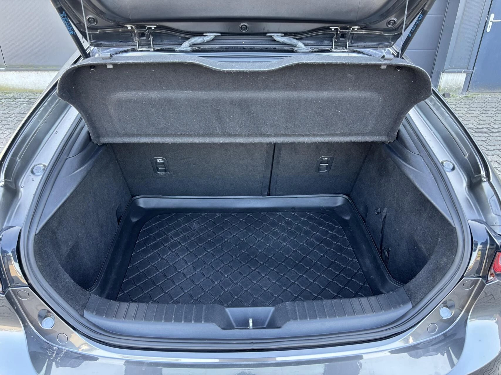 Hoofdafbeelding Mazda 3