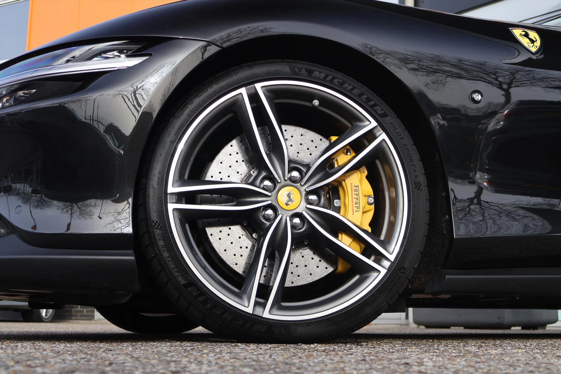 Hoofdafbeelding Ferrari Roma