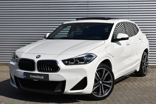 Hoofdafbeelding BMW X2 BMW X2 XDRIVE25E H. EXECUTIVE M-PAKKET / HEAD-UP / 19 LM. / KEYLESS / P