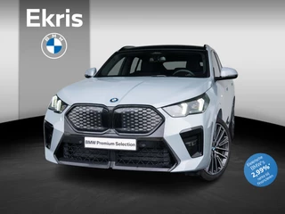 Hoofdafbeelding BMW iX2 BMW iX2 eDrive20 M Sportpakket Pro | Stuurwielrand verwarmd | Comfort Acces | Harman Kardon