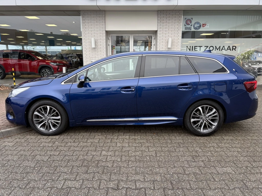 Hoofdafbeelding Toyota Avensis