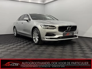 Volvo S90 2.0 T5 Momentum Leder, Navi, Parkeersensoren, Virtual desk, Stoelverwarming, Cruise control