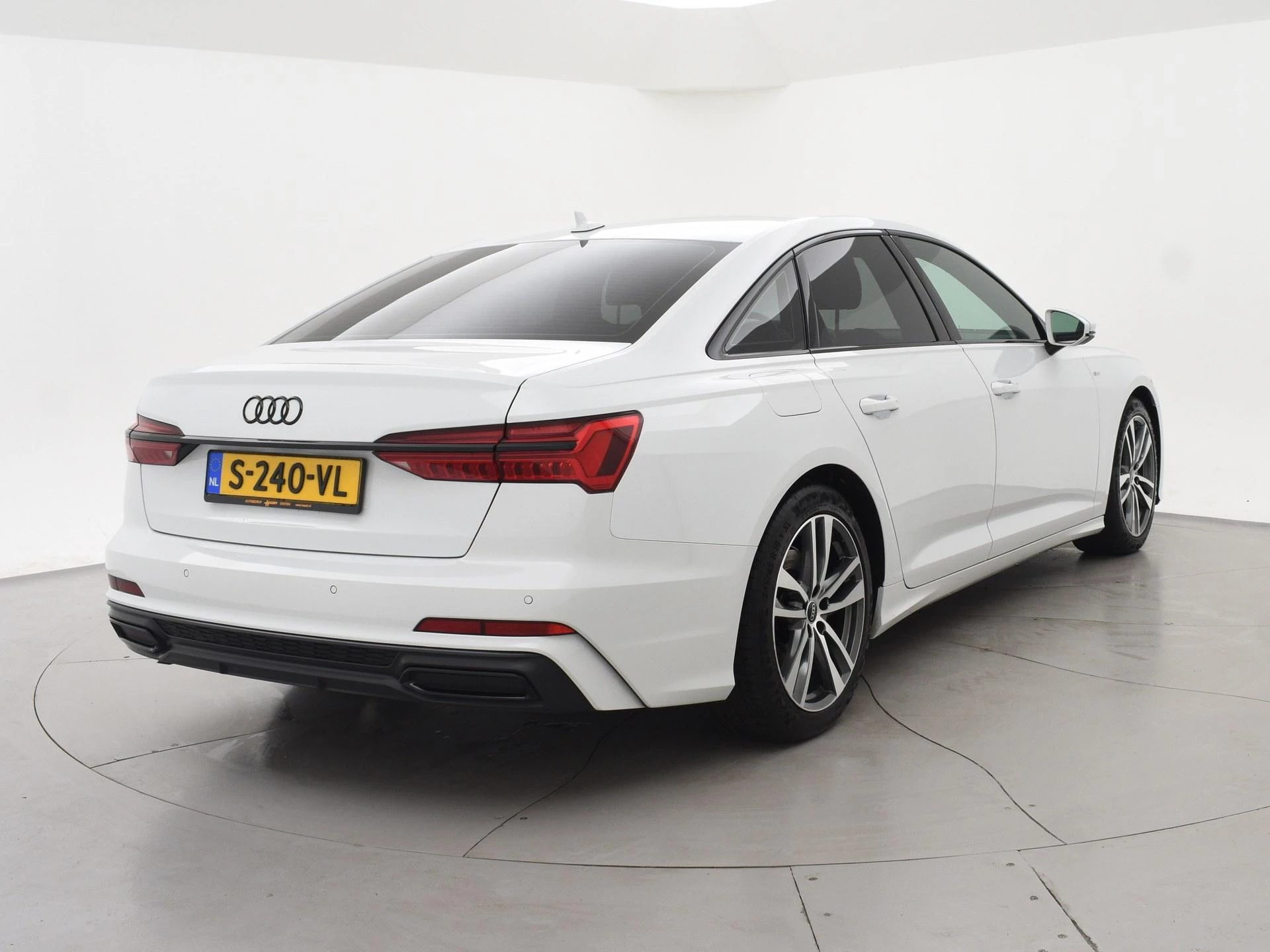 Hoofdafbeelding Audi A6