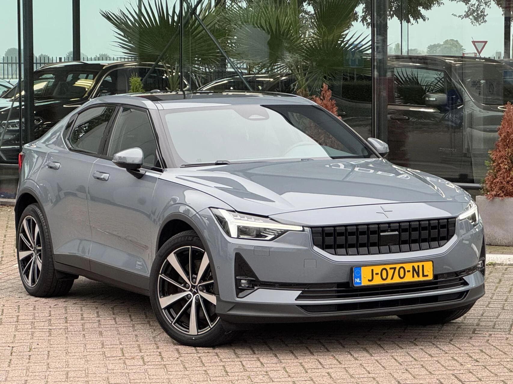 Hoofdafbeelding Polestar 2