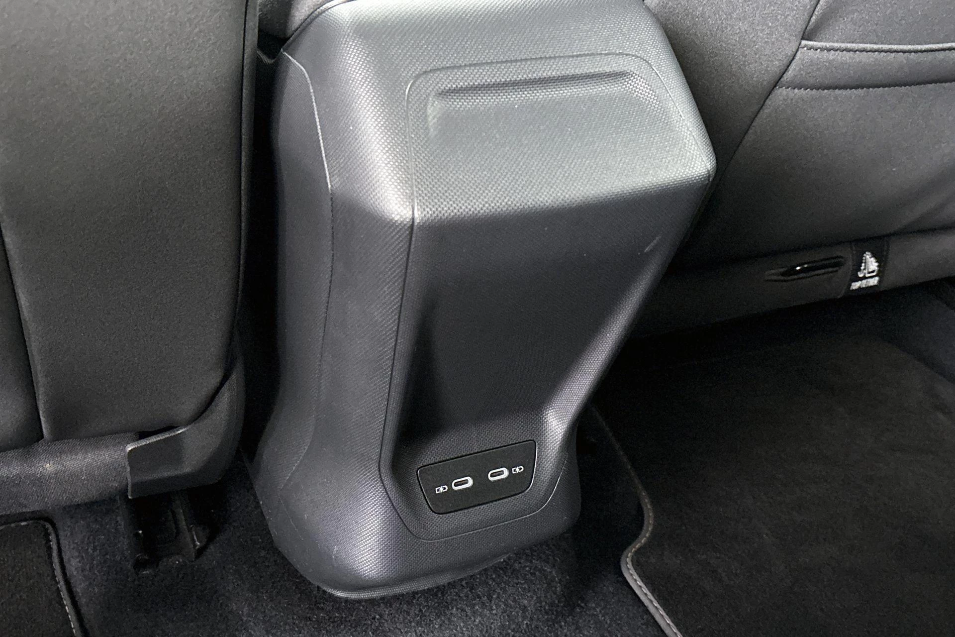 Hoofdafbeelding CUPRA Born