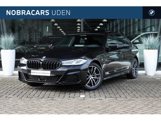 BMW 5 Serie 545e xDrive High Executive M Sport Automaat / Schuif-kanteldak / Trekhaak / Sportstoelen / Head-Up / Adaptieve LED / Live Cockpit Professional