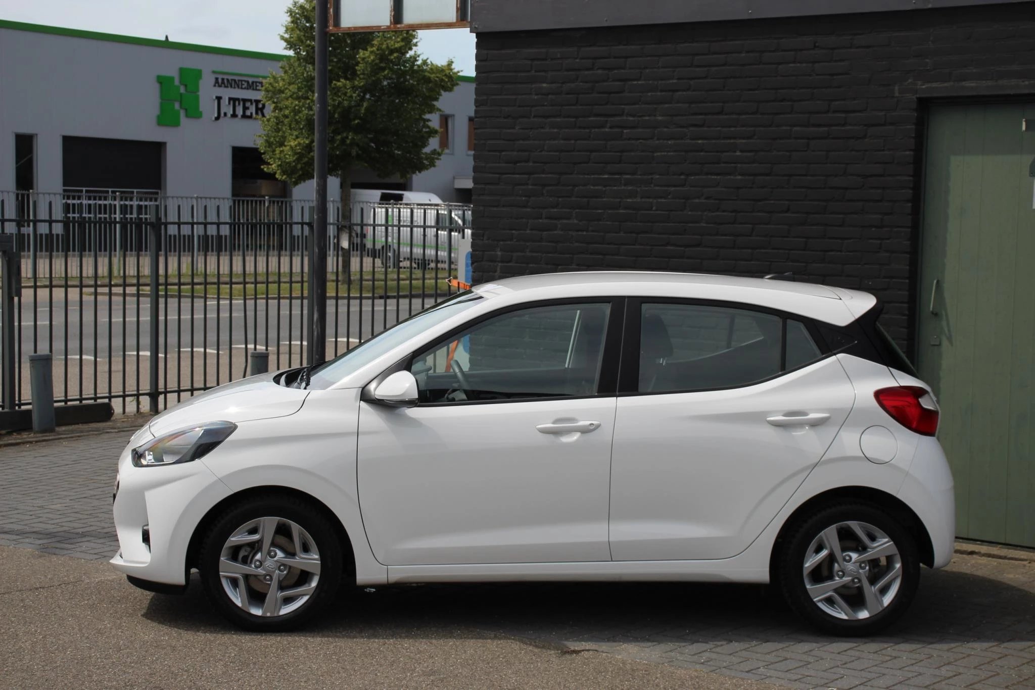 Hoofdafbeelding Hyundai i10