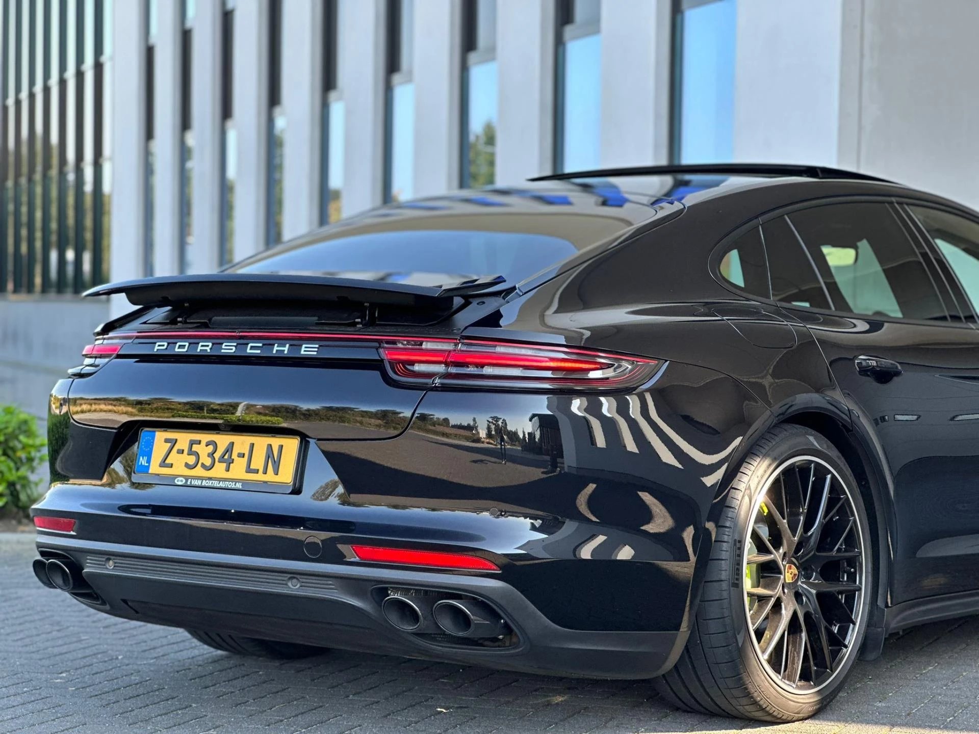 Hoofdafbeelding Porsche Panamera