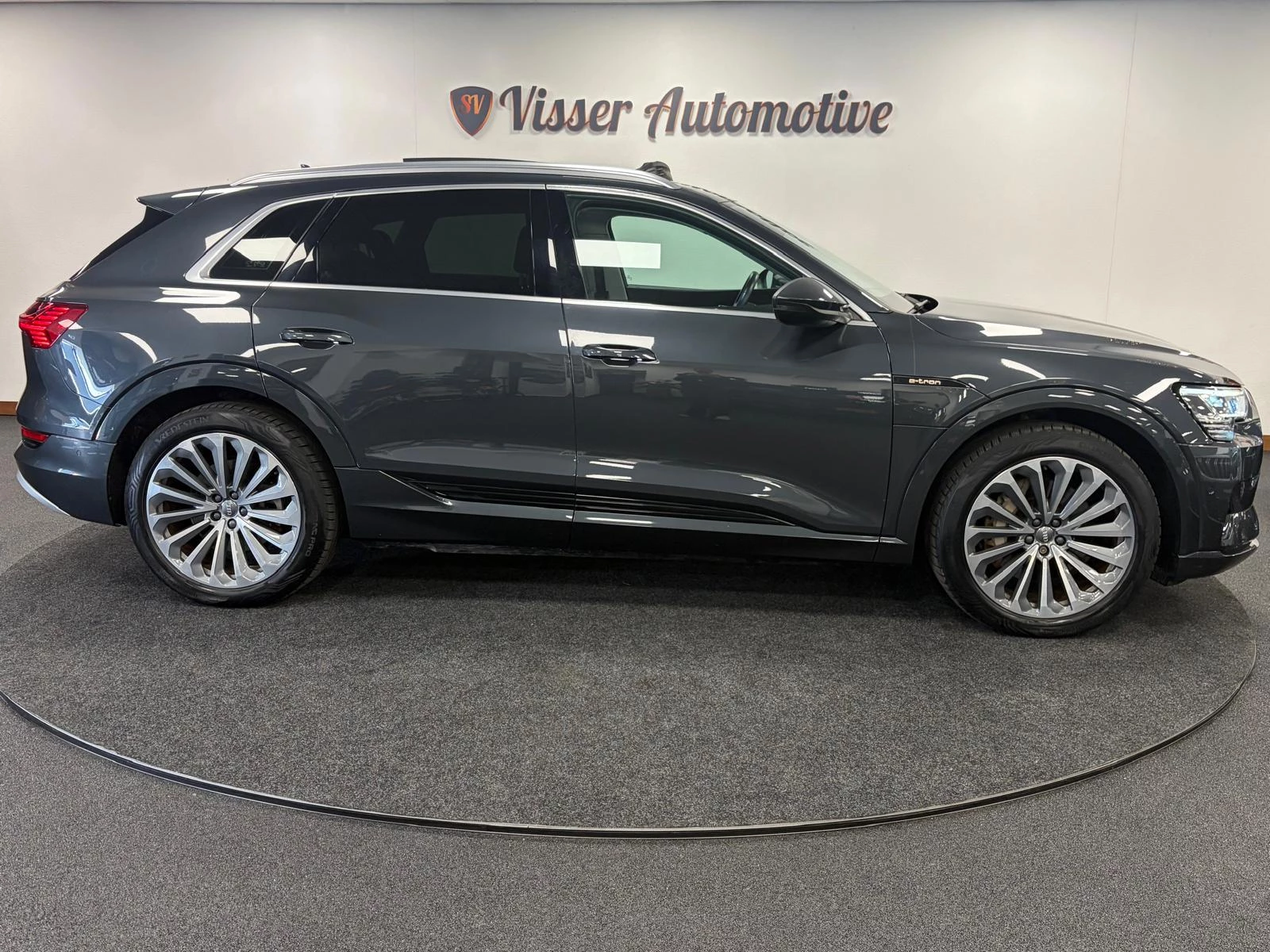 Hoofdafbeelding Audi e-tron