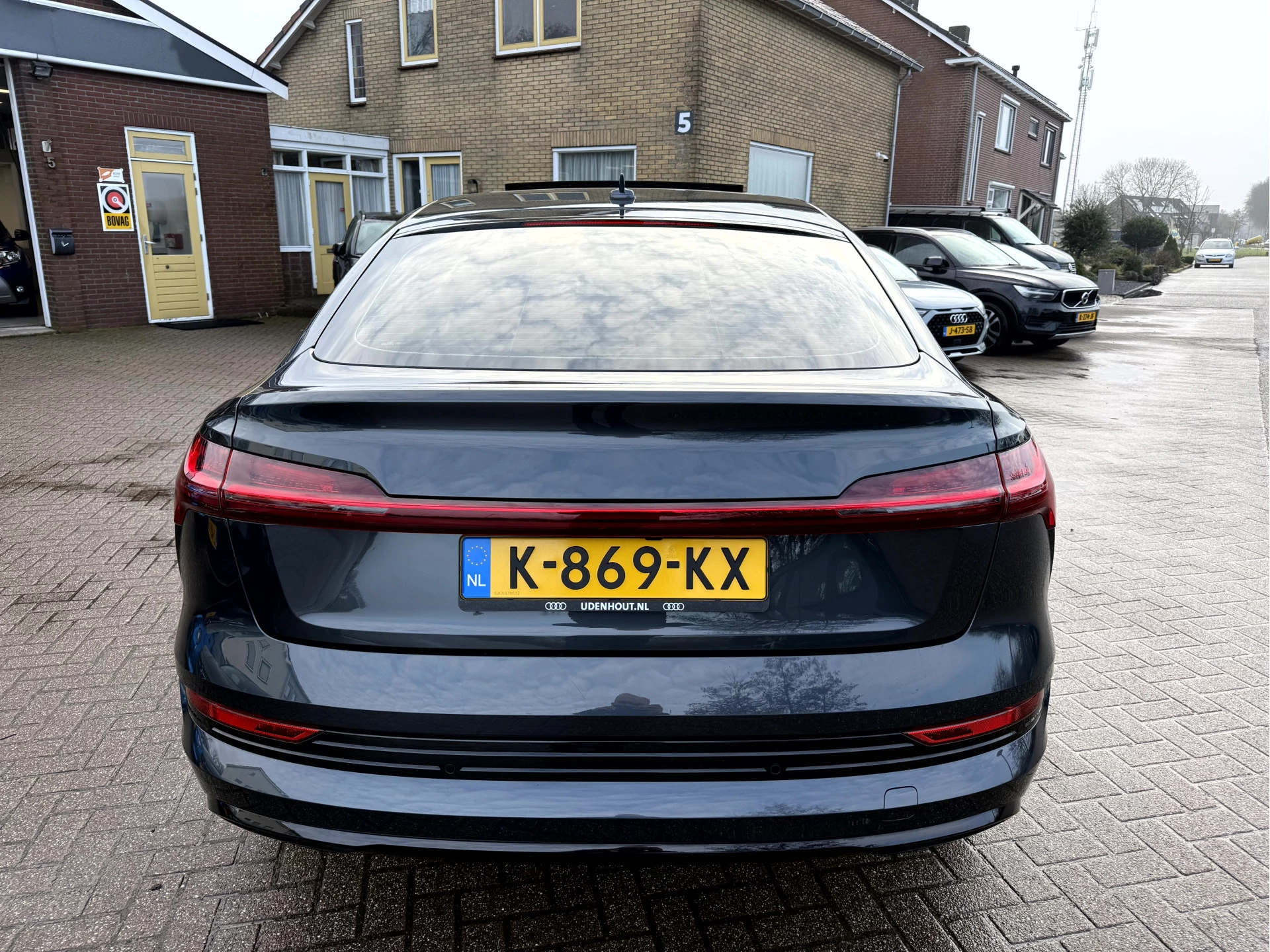 Hoofdafbeelding Audi e-tron