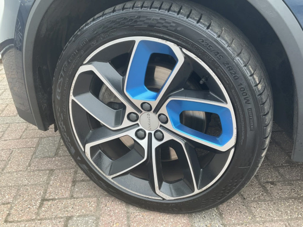 Hoofdafbeelding Lynk & Co 01