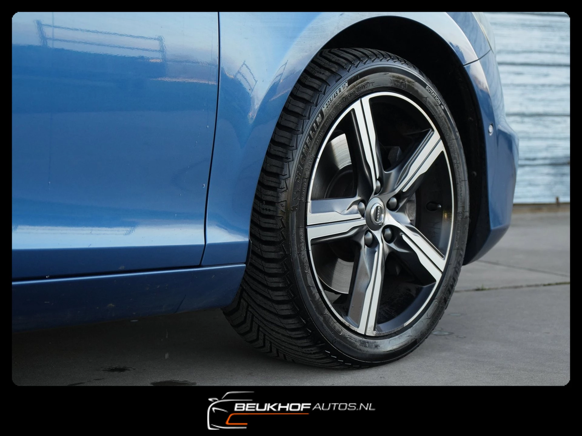 Hoofdafbeelding Volvo V40