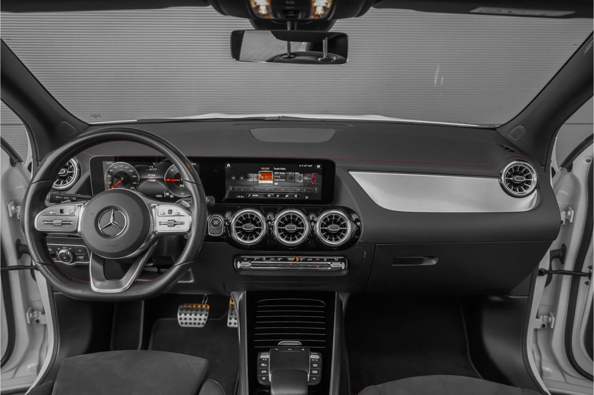 Hoofdafbeelding Mercedes-Benz EQA