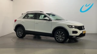Volkswagen T-Roc 1.5 TSI 150pk DSG Style Navigatie Parkeersensoren DAB+ App-Connect