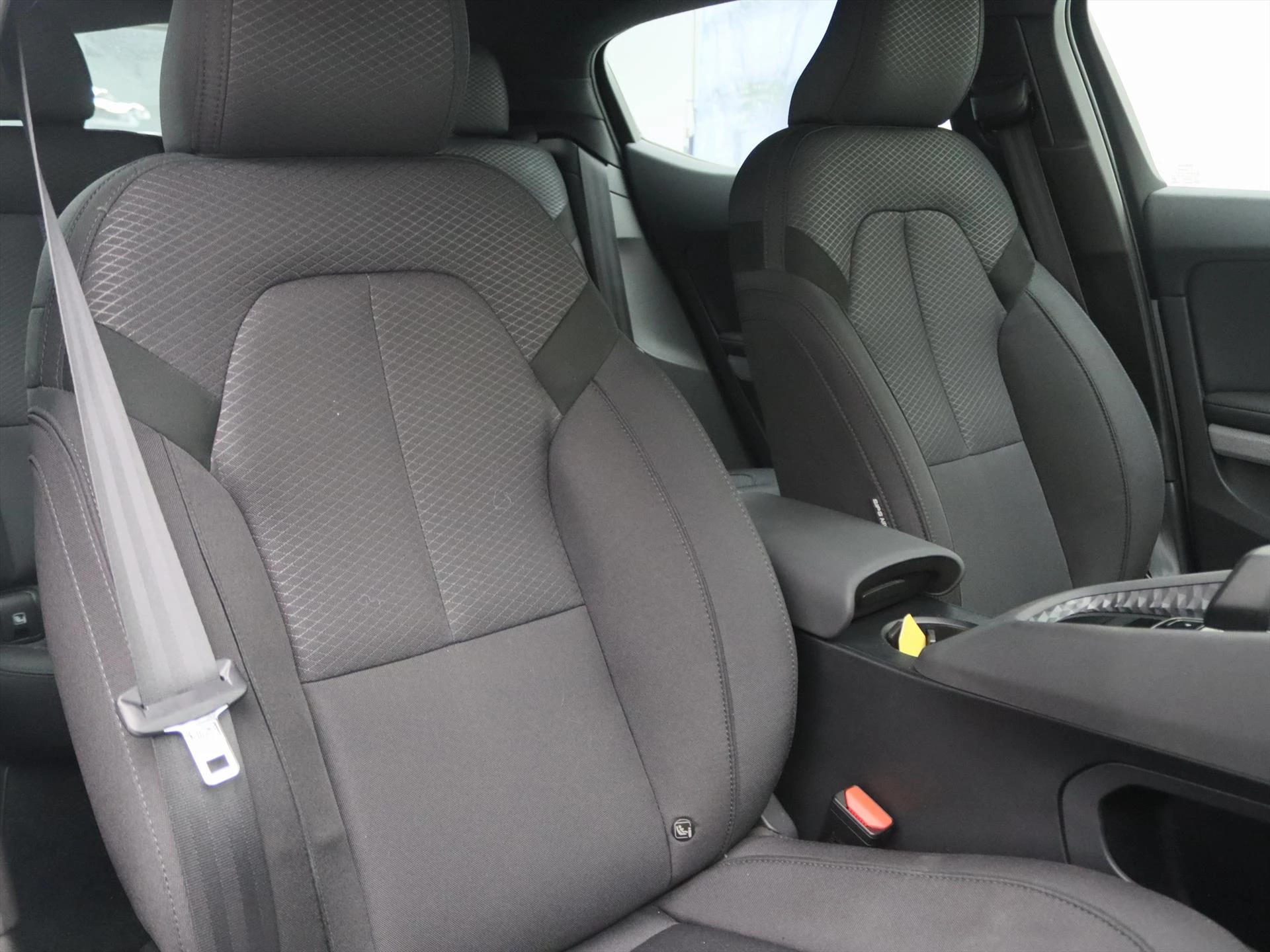 Hoofdafbeelding Polestar 2