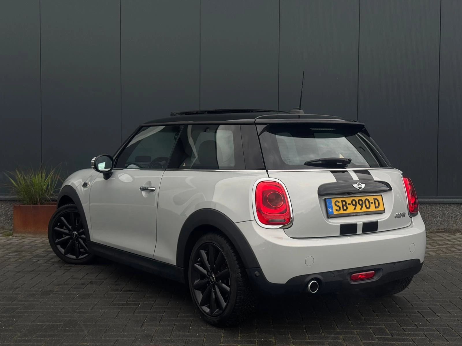 Hoofdafbeelding MINI Cooper