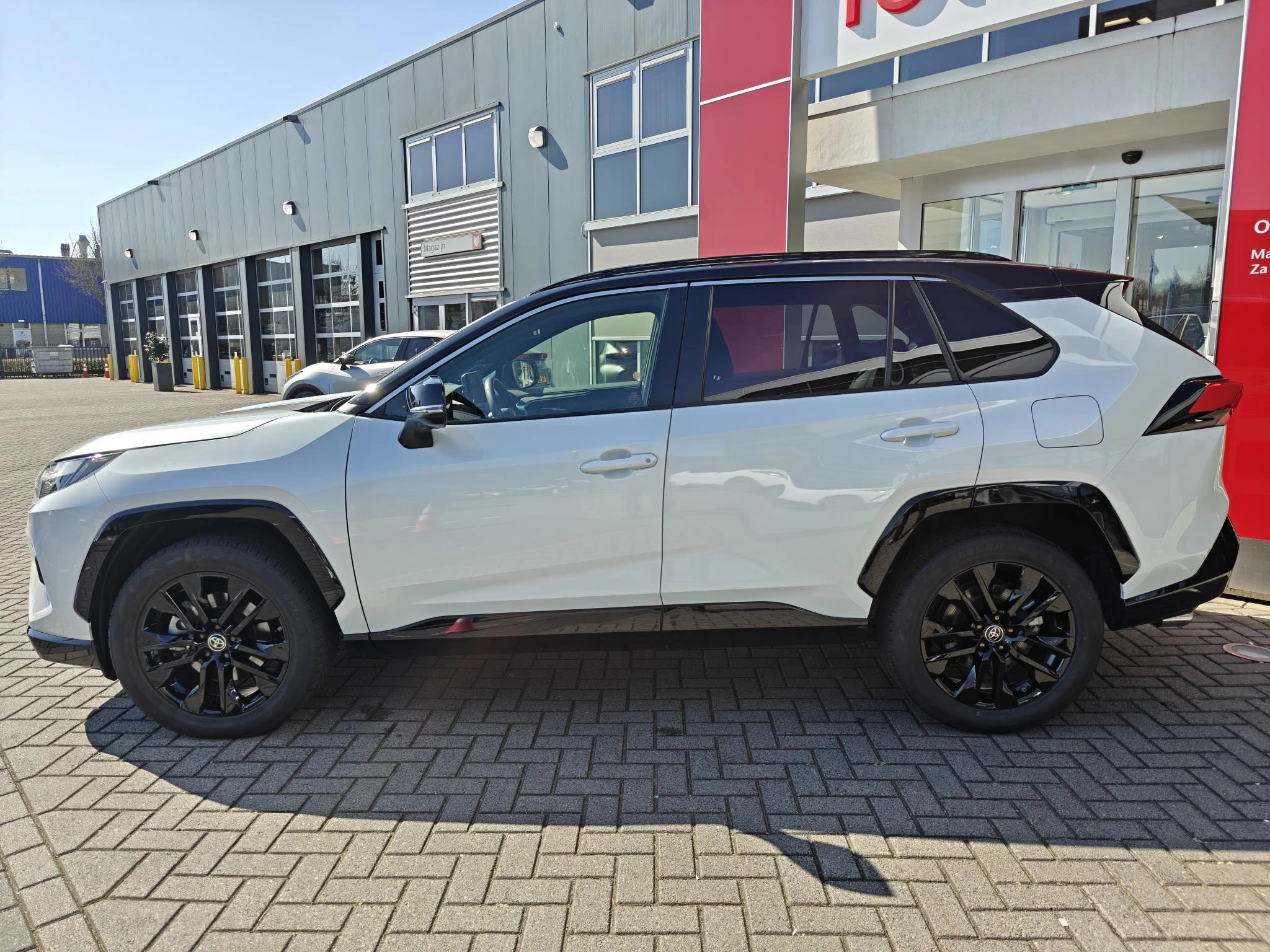 Hoofdafbeelding Toyota RAV4