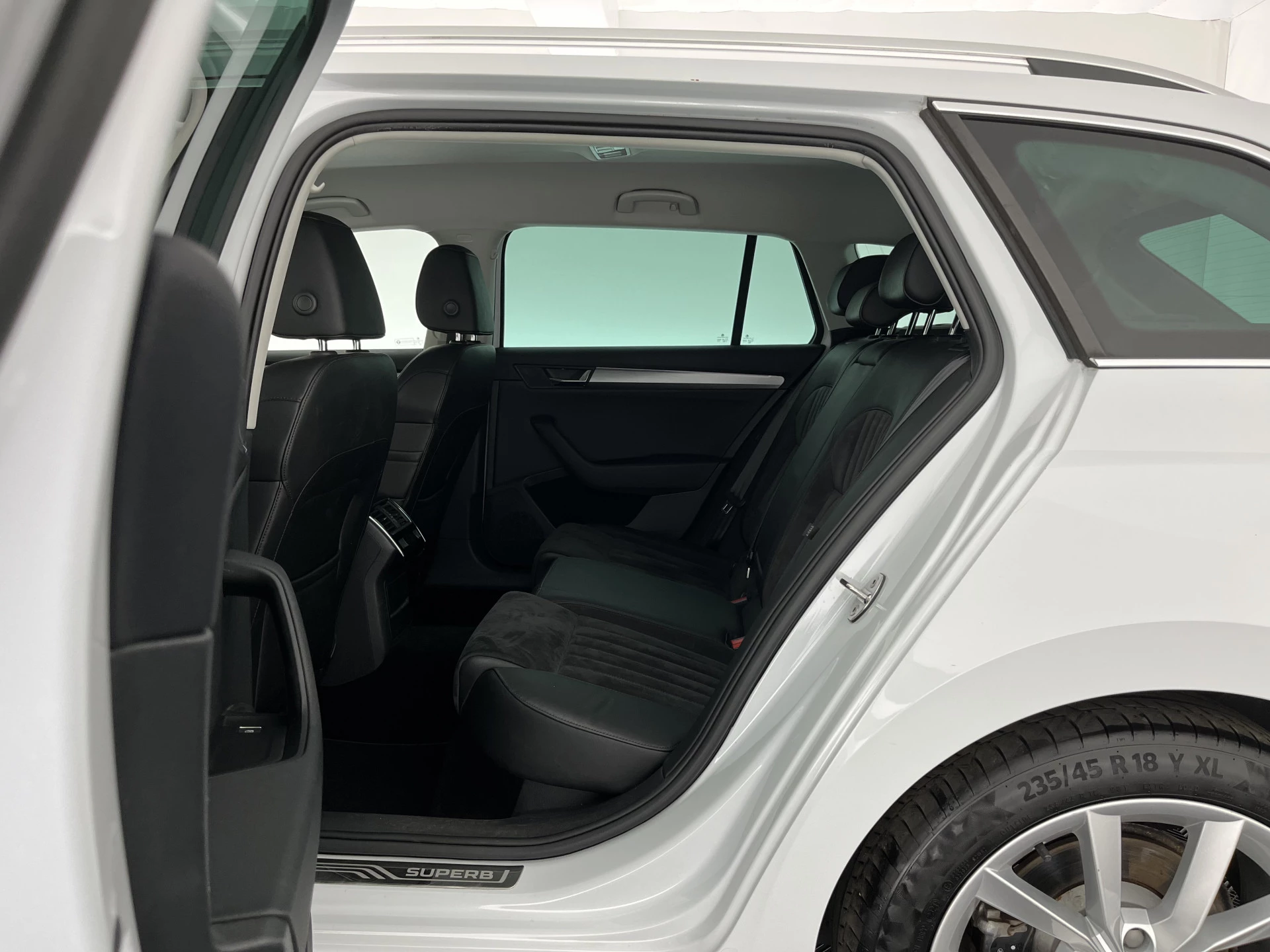 Hoofdafbeelding Škoda Superb