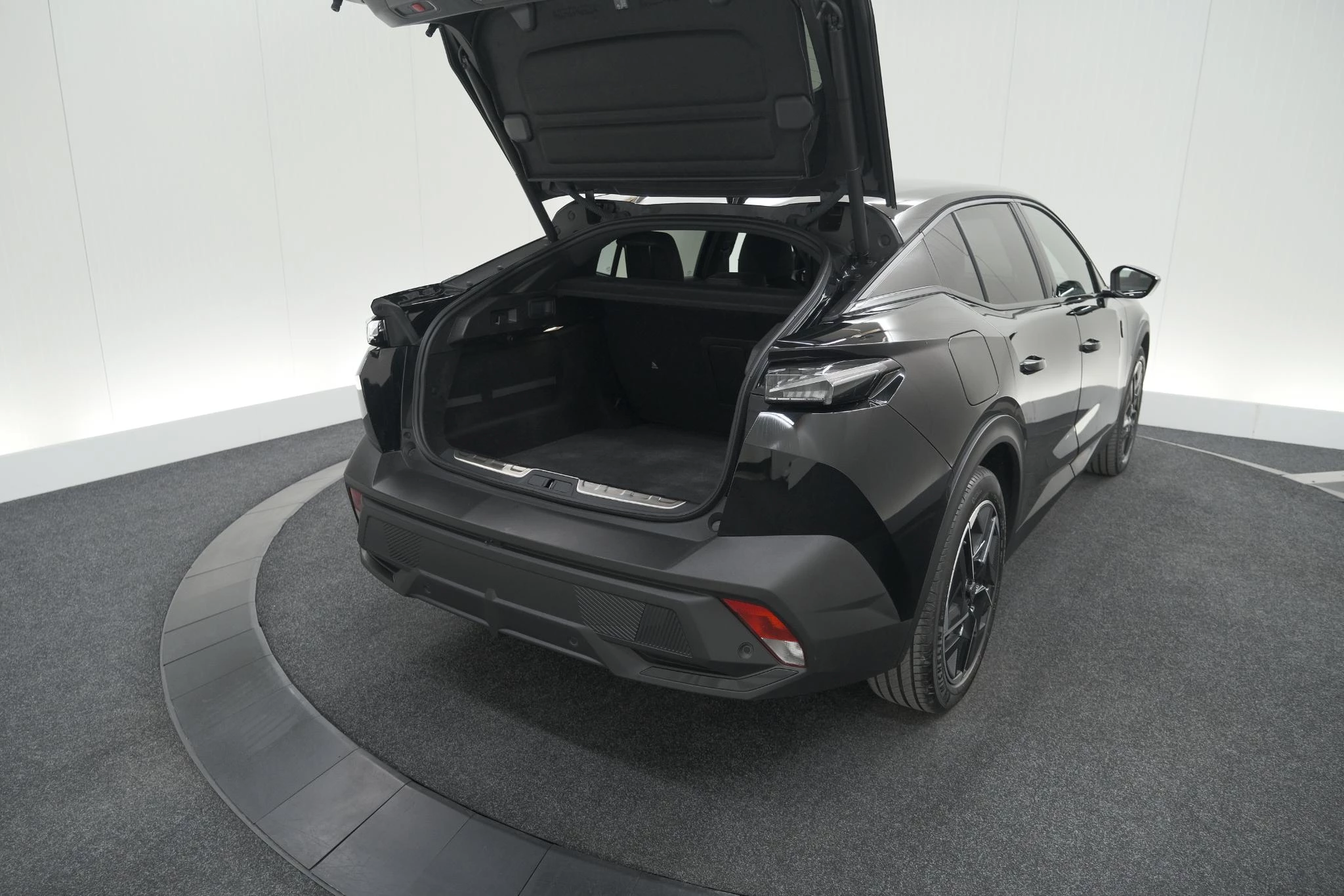 Hoofdafbeelding Peugeot 408