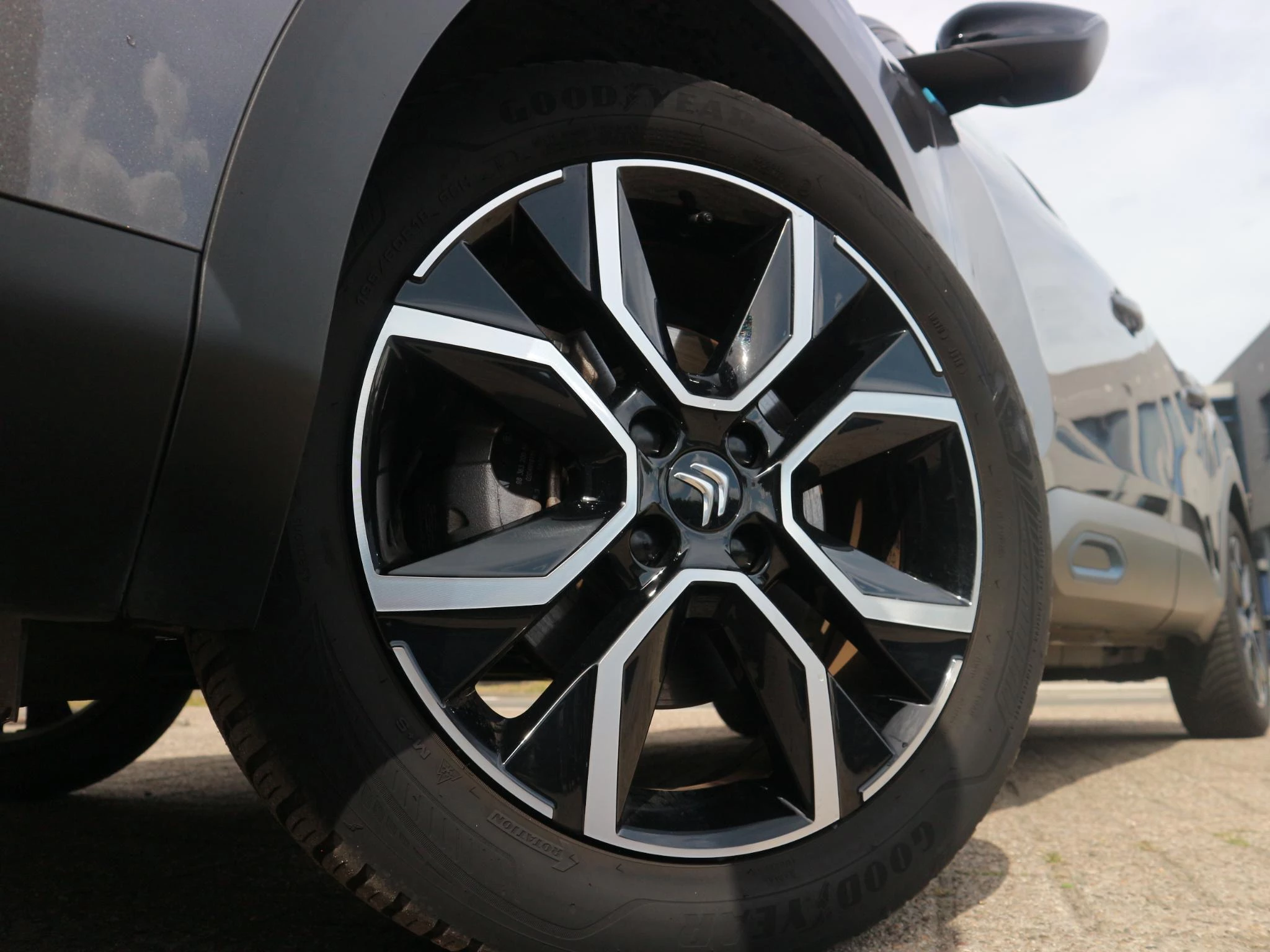 Hoofdafbeelding Citroën ë-C4