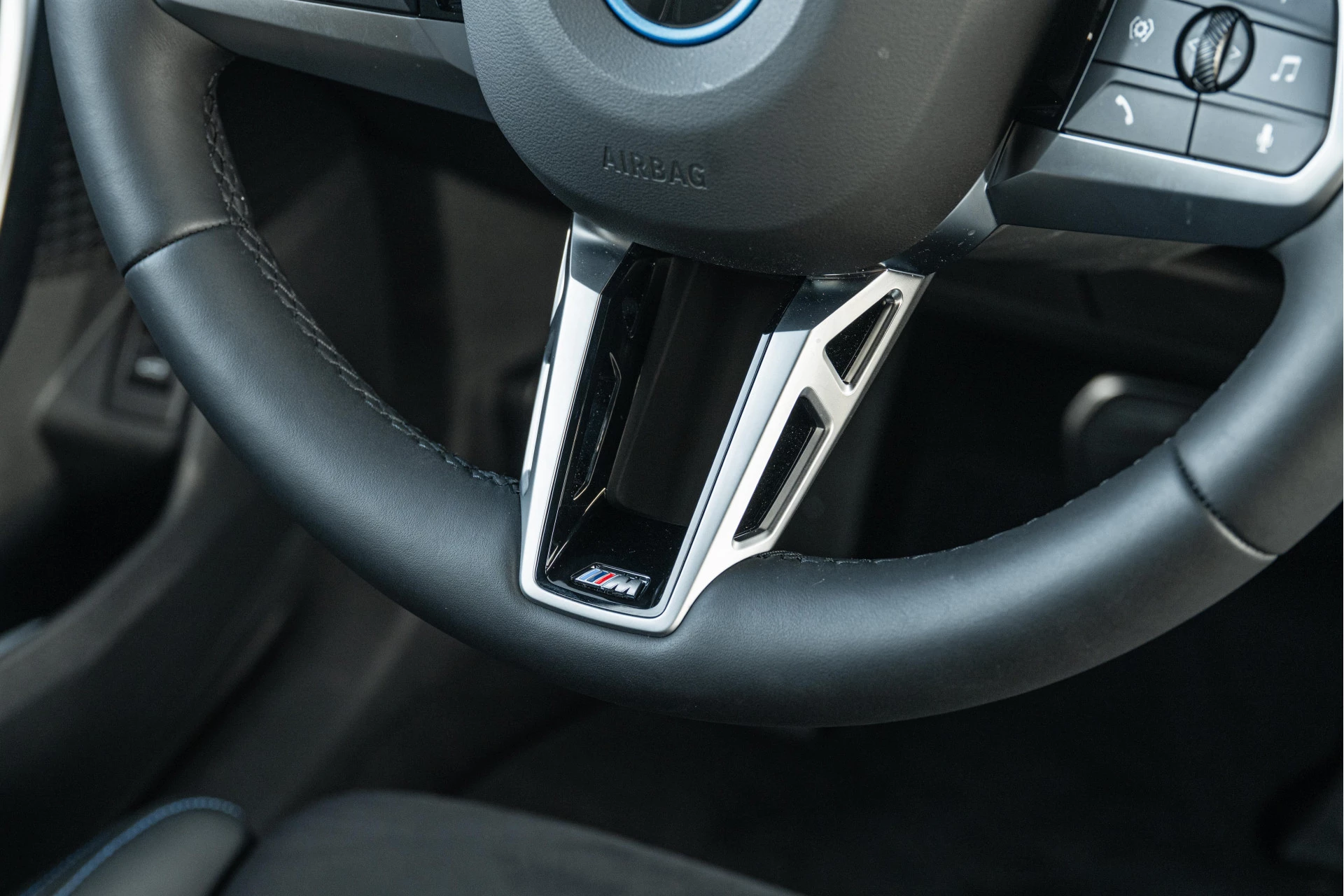 Hoofdafbeelding BMW iX2