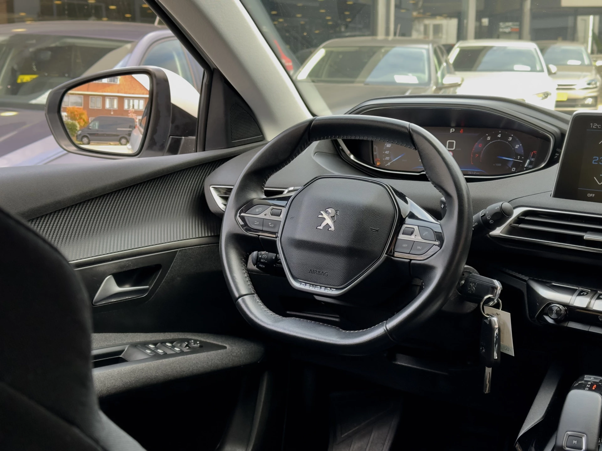 Hoofdafbeelding Peugeot 5008