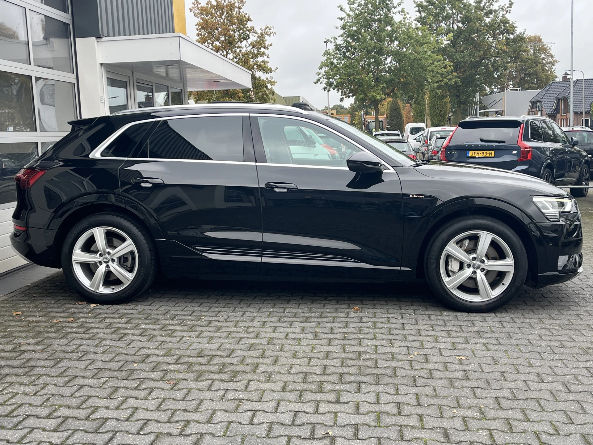 Hoofdafbeelding Audi e-tron