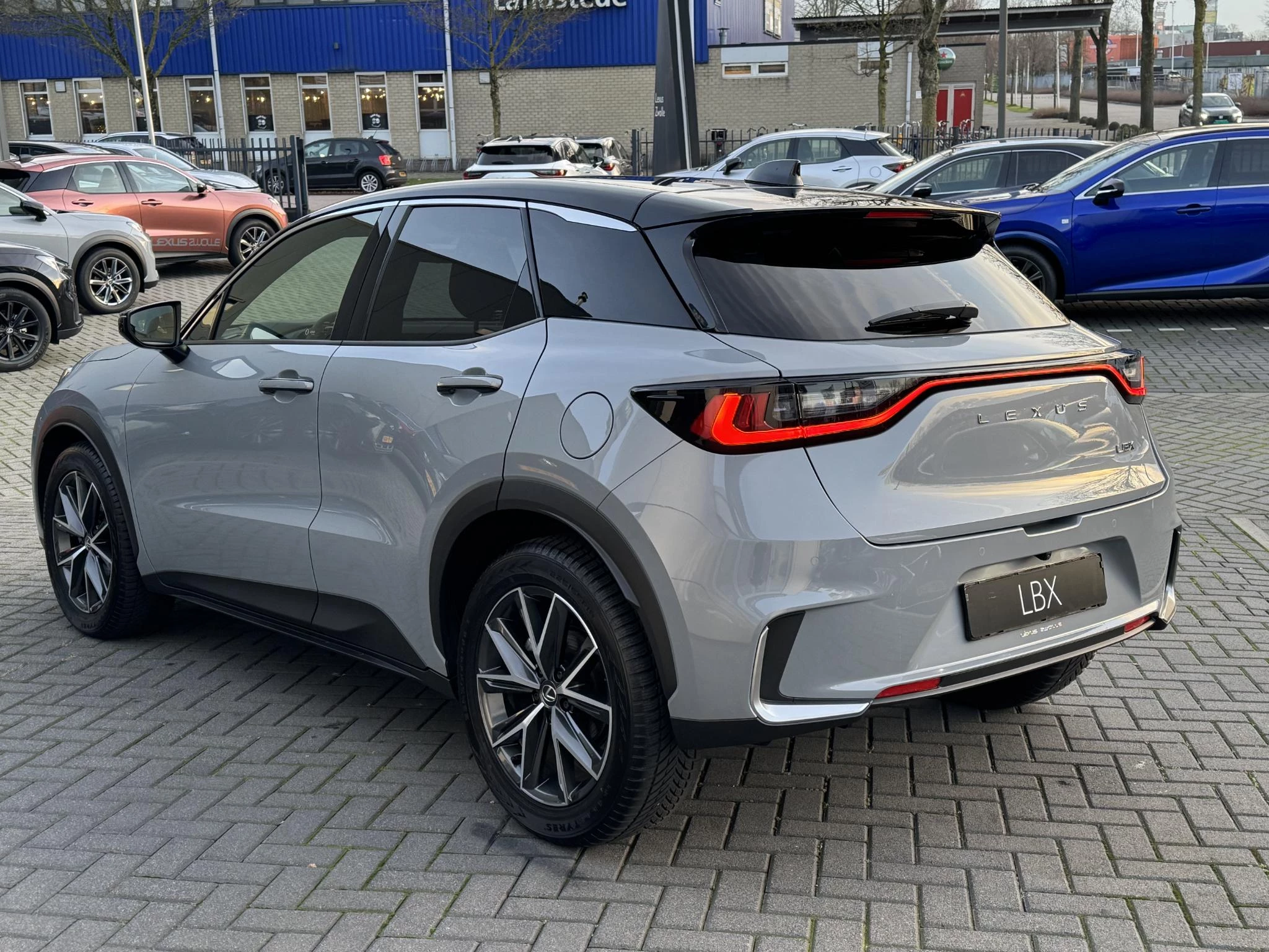 Hoofdafbeelding Lexus LBX