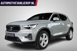 Hoofdafbeelding Volvo XC40 Volvo XC40 2.0 B3 VAPOUR GREY | CAMERA | STOEL/STUUR-VERWARMING