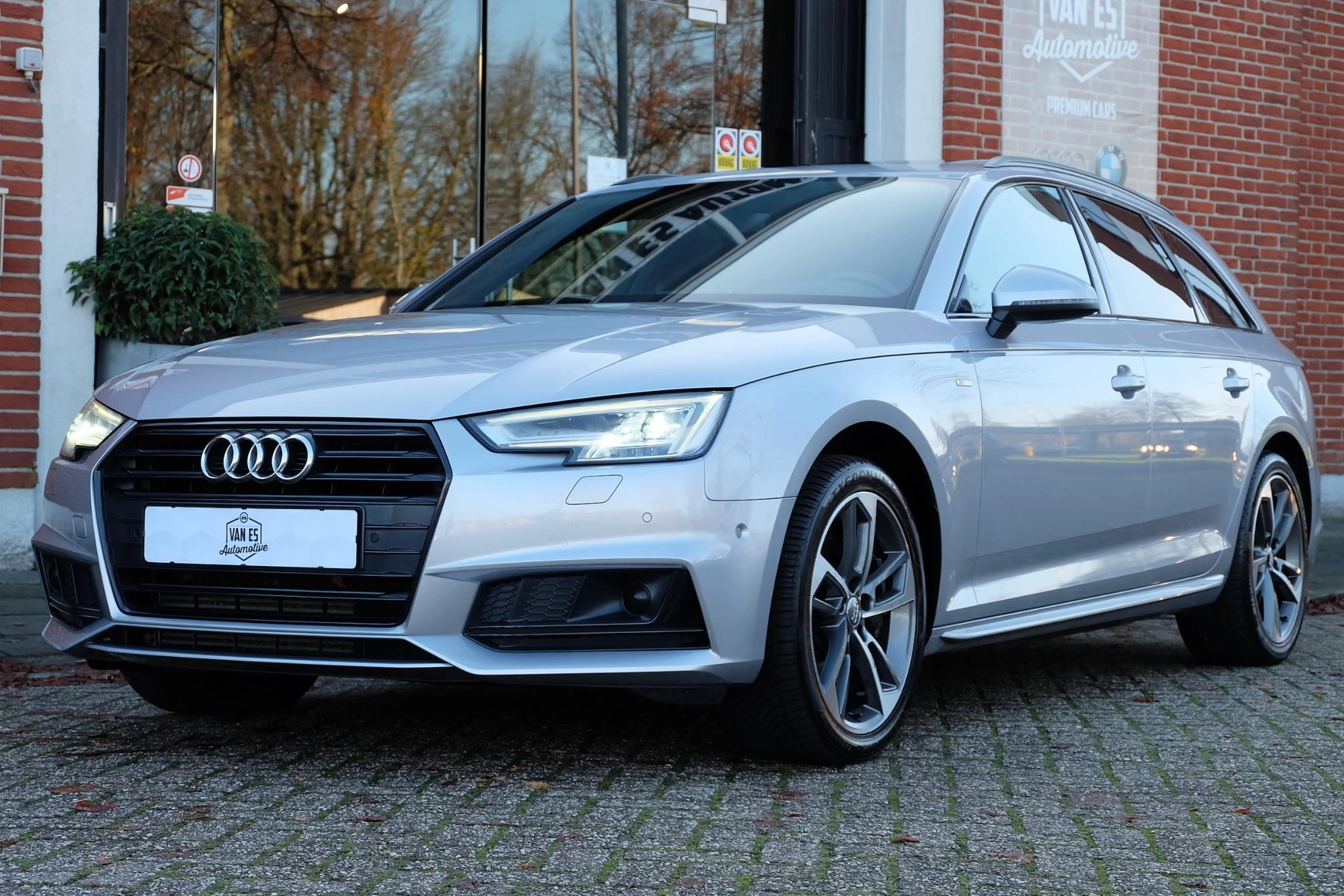 Hoofdafbeelding Audi A4