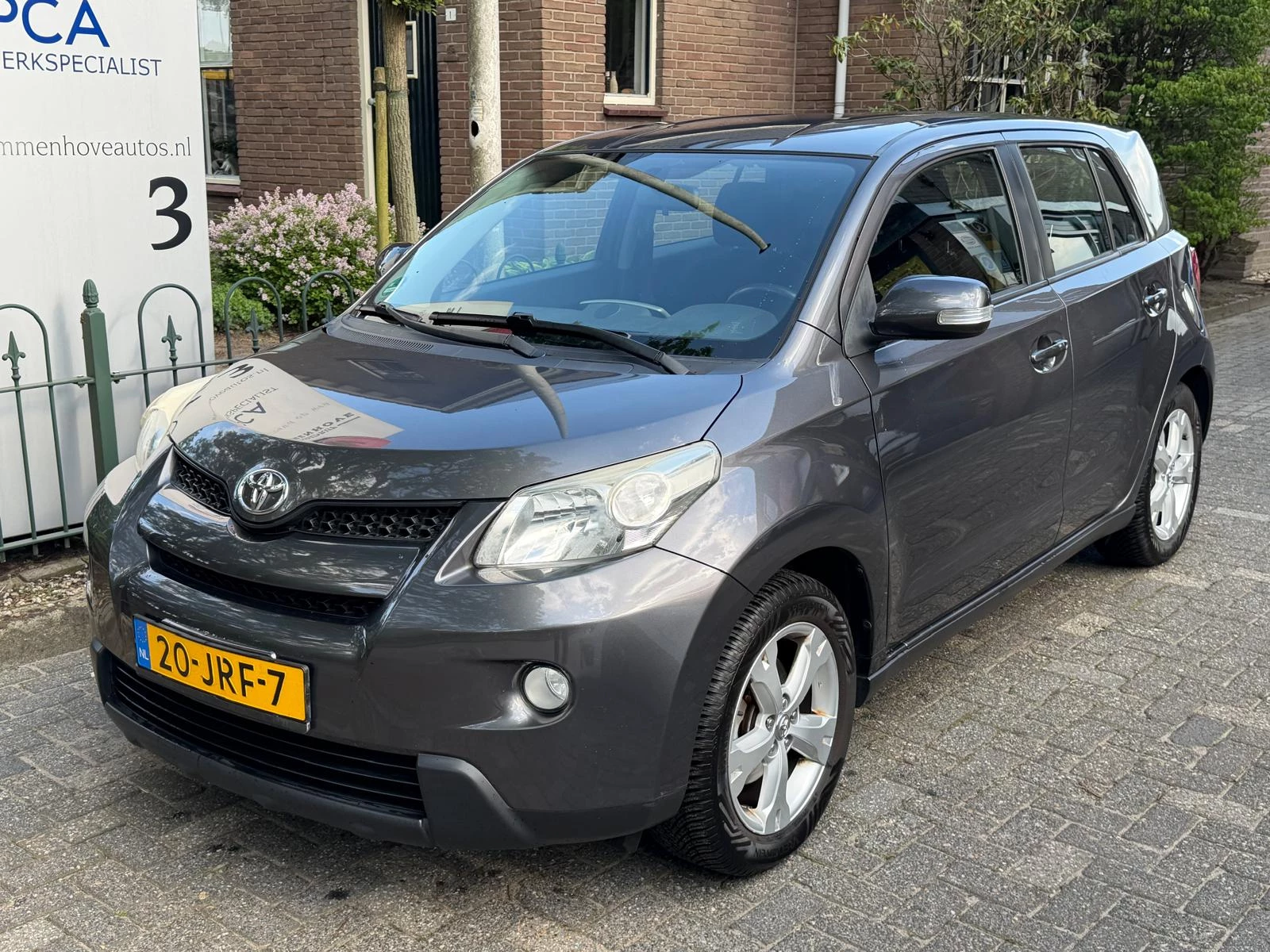 Hoofdafbeelding Toyota Urban Cruiser