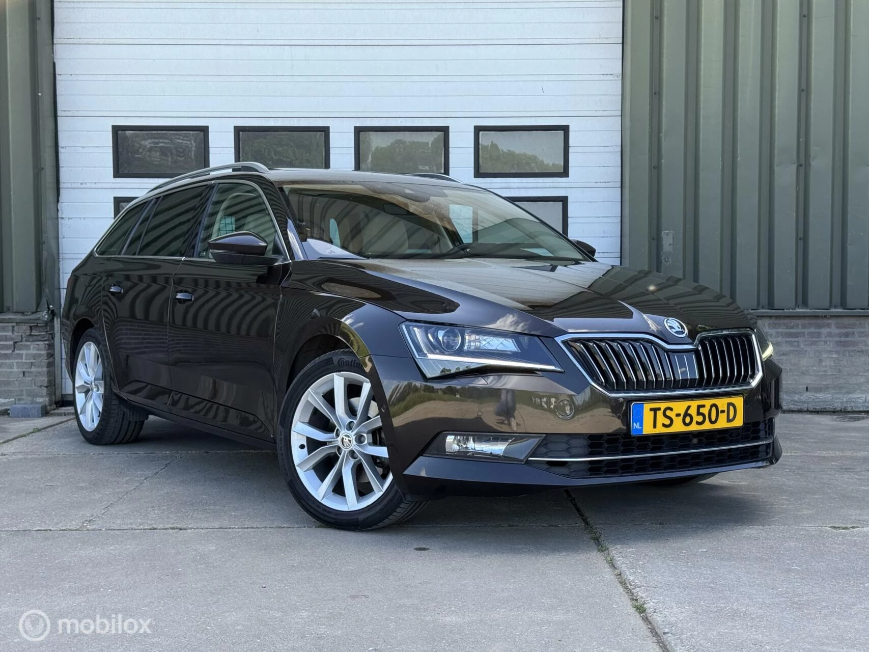 Hoofdafbeelding Škoda Superb